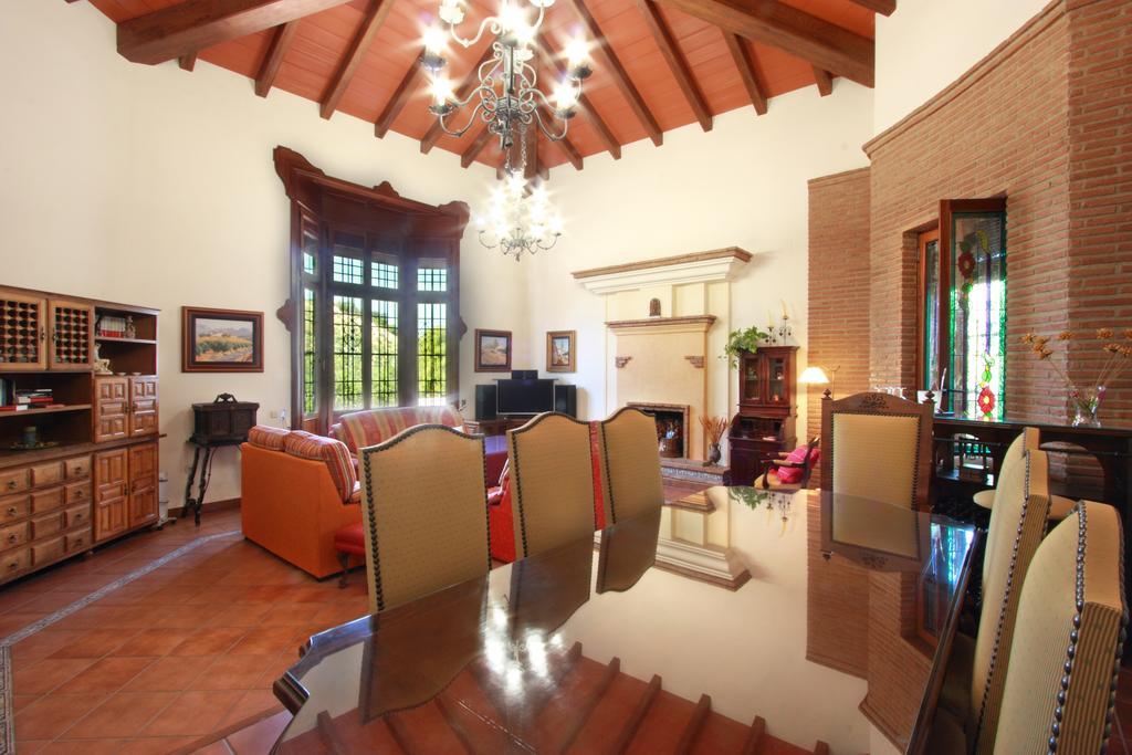 'los Balcones' Villa *